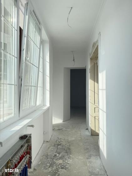 Casă cu 4 camere cu Teren 1500 Mp în Iosia