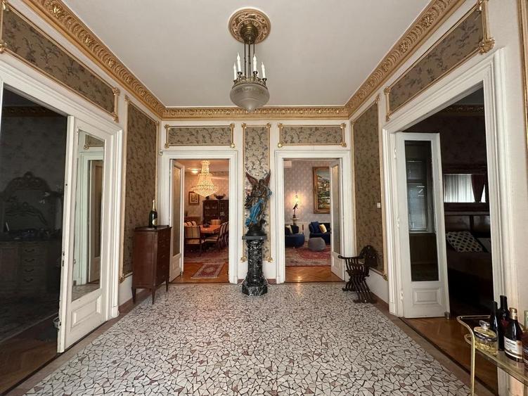 VILA -GRADINA ICOANEI-teren 619mp - 2