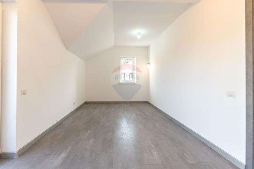 CASE NOI ÎN ARHITECTURĂ ALPINO-MODERNĂ CU ALEE PRIVATA | CRISTIAN - 28