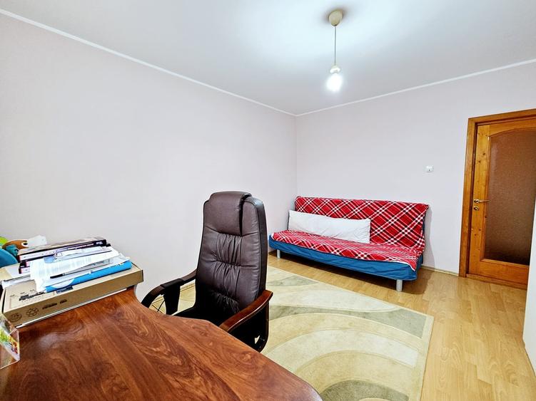 Apartament de tip duplex cu 3 cam, Centru, etaj 4, renovat, mobilat, - 4