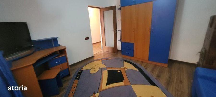 Casa din caramida, la 10 km de Onesti. - 2