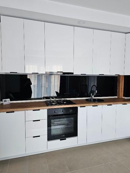 Ofer spre închiriere apartament două camere Cosmopolis  - 4