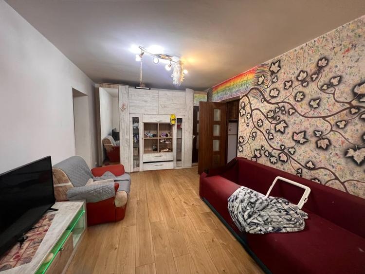 Apartament 2 camere, semidecomandat, 50,7 mp, Calea Bucuresti, zona Rotonda - 1