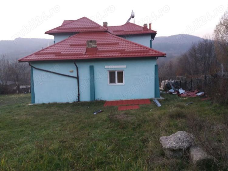 Casa de vanzare La 100 km de Bucure?ti - 6