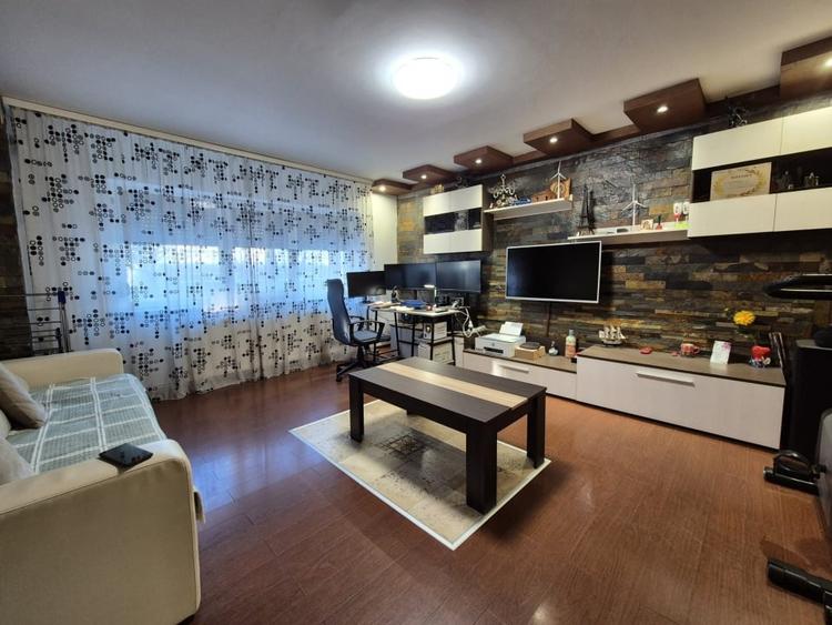 Apartament 3 camere, decomandat, 2 băi - zona Brătianu - 3