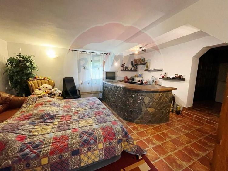 Casa /Vila de vanzare in Durau - 13