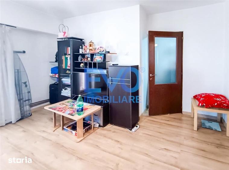Apartament cu 1 camera, 42 mp, geam la baie, zona Canta - Pacurari - 2