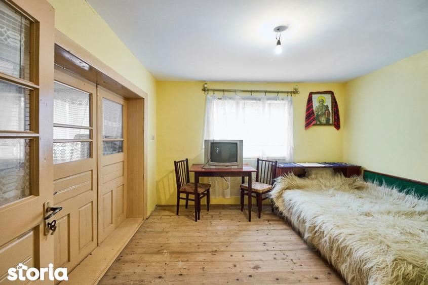 Casă cu 4 camere cu Teren 4213 Mp în Nucșoara