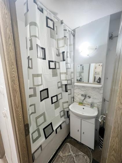 Garsoniera decomandata, Centru - 6