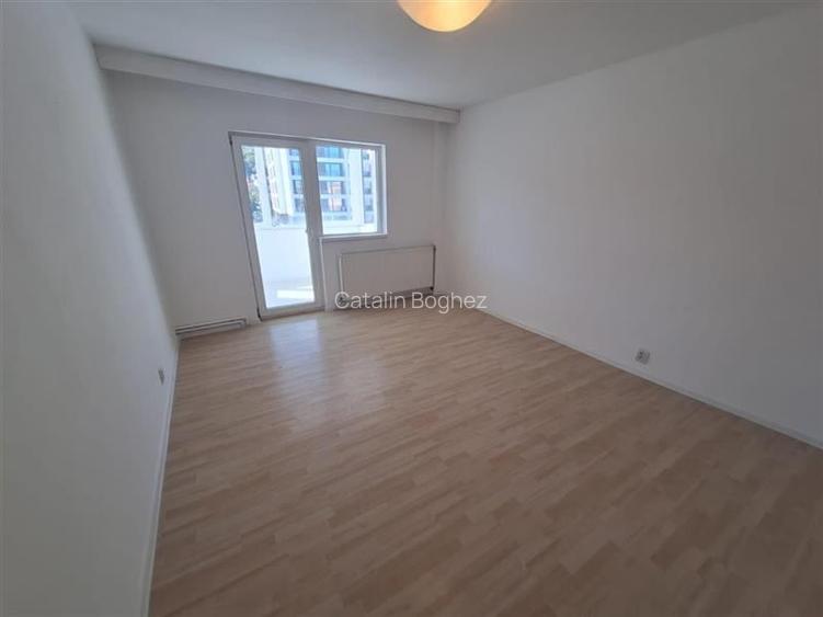 APARTAMENT 2 CAMERE, CARTIER ASTRA, ZONA  CALEA BUCURESTI - BERZEI
