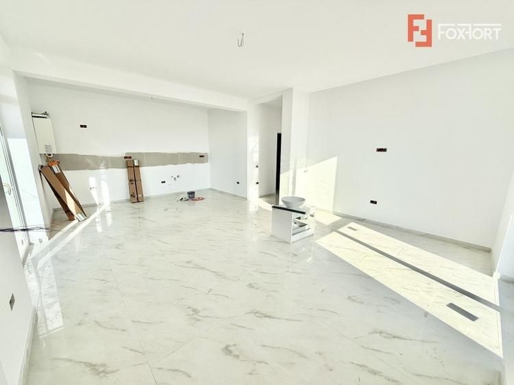 Apartament cu 2 camere si gradina de 140 mp - Mosnita - 1