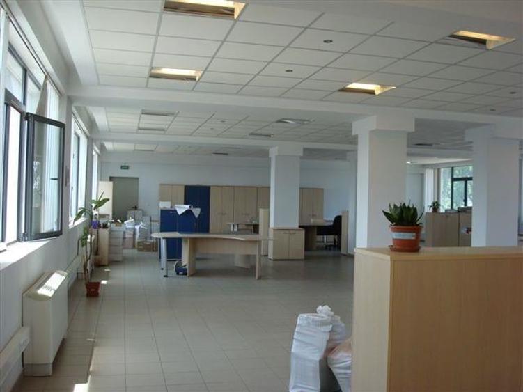 Spatii birouri, suprafata 350 mp - zona Progresul - 6