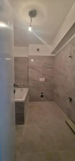 Duplex vedere panoramica 4 camere  Metrou P. Poienaru! - 9