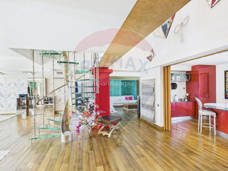 PENTHOUSE CU PISCINA ACOPERITA SI TERASA PANORAMICA