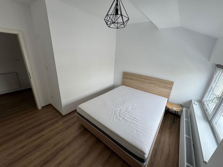 Proprietar: Apartament pe 2 niveluri, mobilat, parcare - Calea Urseni - 3