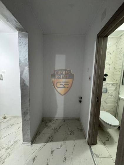 Apt 2 cam decomand Tomis Nord, 52 mp, renovat complet, centrala gaze, A/C e 3/10 - 4