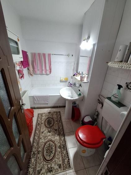 Apartament de vanzare - 4