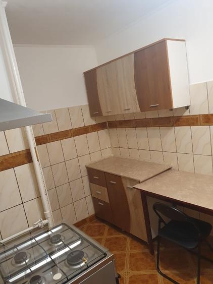 Inchiriez apartament 2 camere - 8