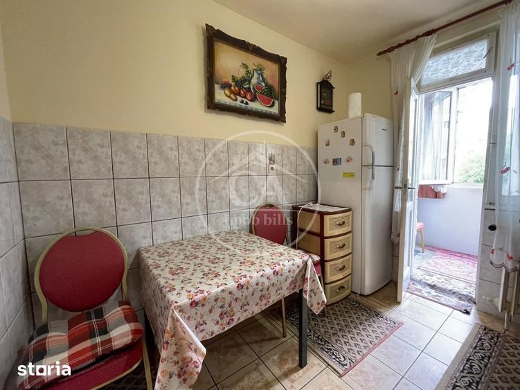 Apartament cu 3 camere decomandat în Decebal