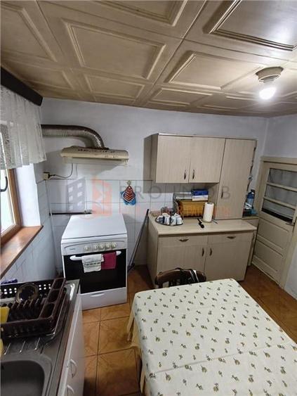 Casa tip parter zona Centru - 11