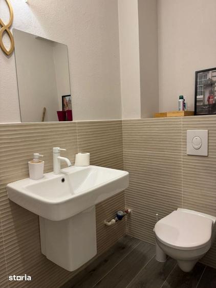 Spațiu comercial, de 55 mp, în Central
