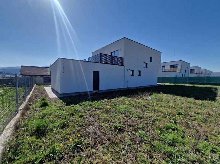 Casă modernă-inteligentă- a viitorului  și a  familiei tale ! - 6