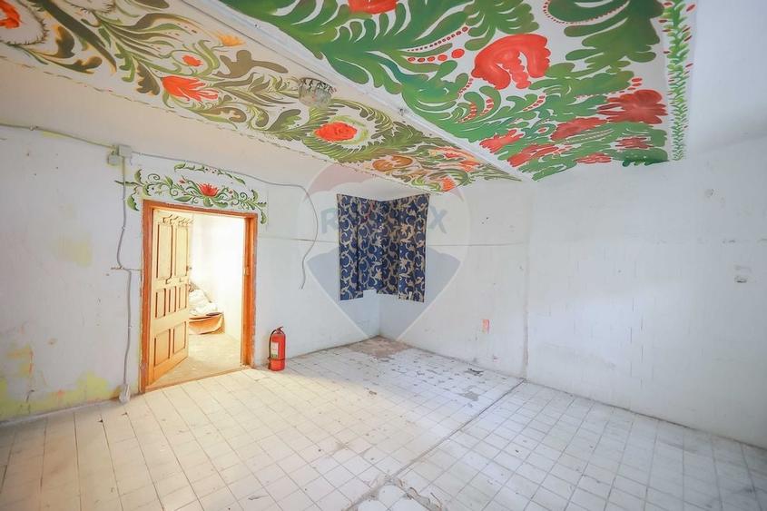 Casă de Vânzare cu 4 camere, Ultracentral - Cuza Vodă - 17