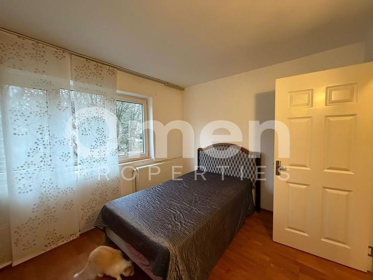 Apartament cu 4 camere, decomandat, etaj intermediar, garaj inclus, Victoriei - 1