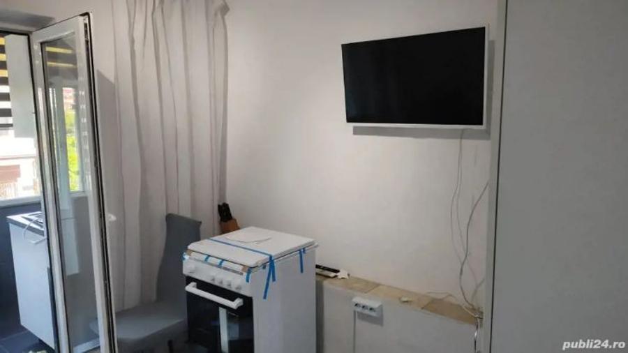 km.5-apartament 2 camere decomandat - 1