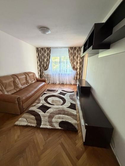 4 camere Ploiesti /50 mp /Gaze separate /Izolat /Pret avantajos - 1