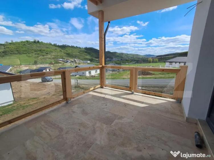 Locuin?a moderna in Livezeni, compartimentare eficienta - 18