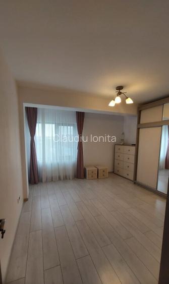 Apartament 2 cam 61 mp+balcon,mobilat,parcare,9min.metrou 1 Decembrie