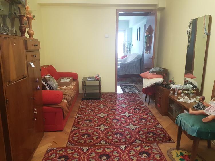 Apartament doua camere nedecomandat etaj unu din patru, pe mijloc, simplu, liber - 3