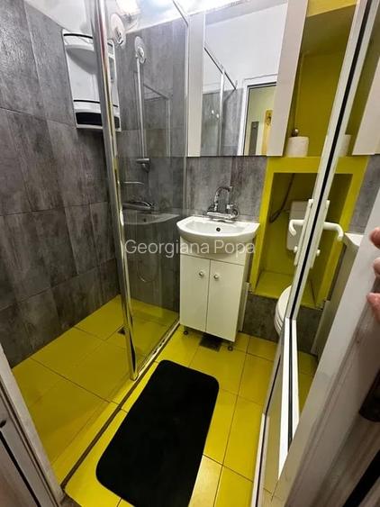 Apartament 2 camere semidecomandat scoala 8