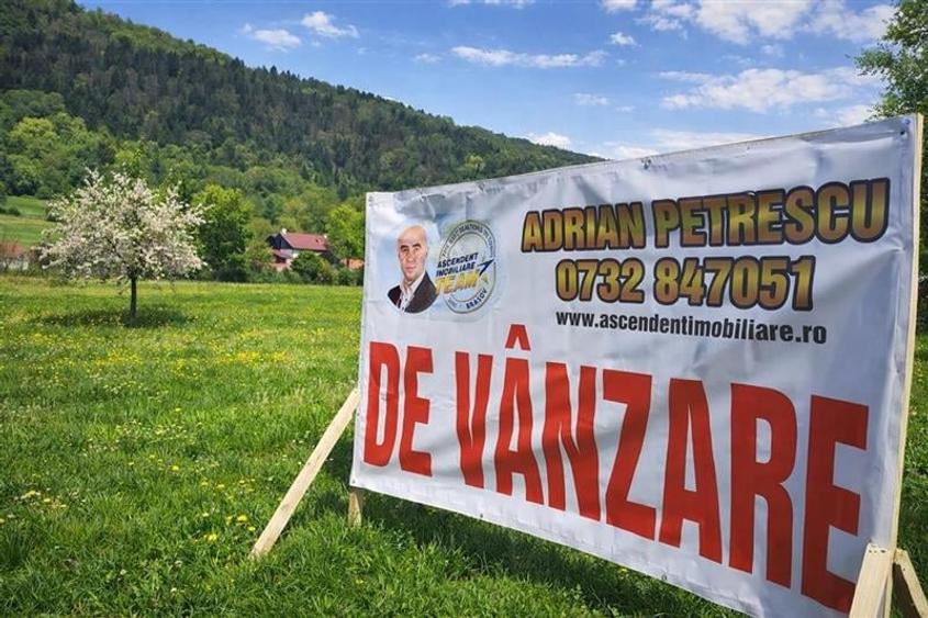 Teren cu proiect casa, in vecinatatea padurii Bradet, Sacele, Brasov - 1