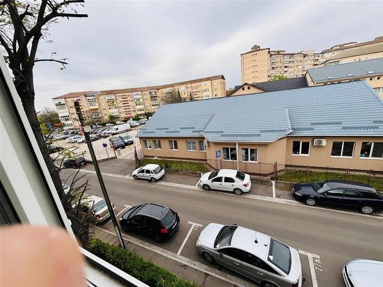 RECO . Apartament cu 2 camere . Rogerius . - 10