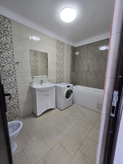 De vanzare apartament 2 camere - 2