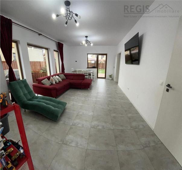 CASA DEOSEBITA 4 CAMERE, CRISTIAN - 4