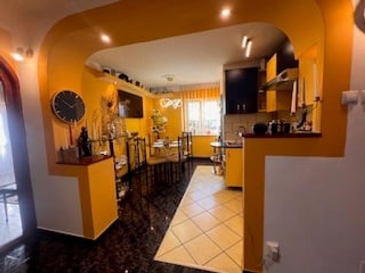 DE VANZARE APARTAMENT 2 CAMERE CENTRU BDUL GRIGORE BALAN - 4