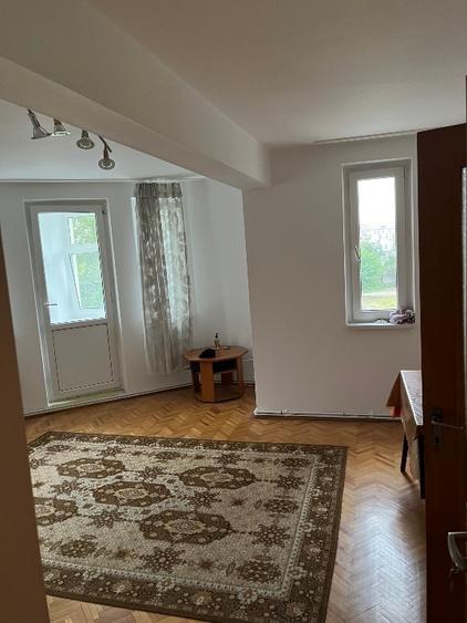 Persoană fizică ofer spre închiriere apartament 3 camere ultracentral - 6
