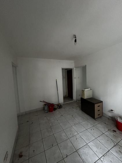 Apartament 3 camere central de vanzare - 9