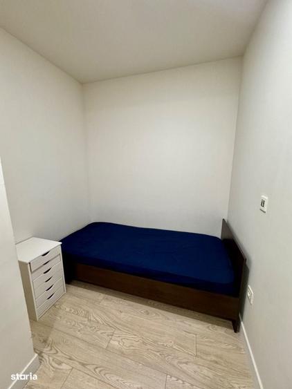 Apartament cu 3 camere semidecomandat în Intim
