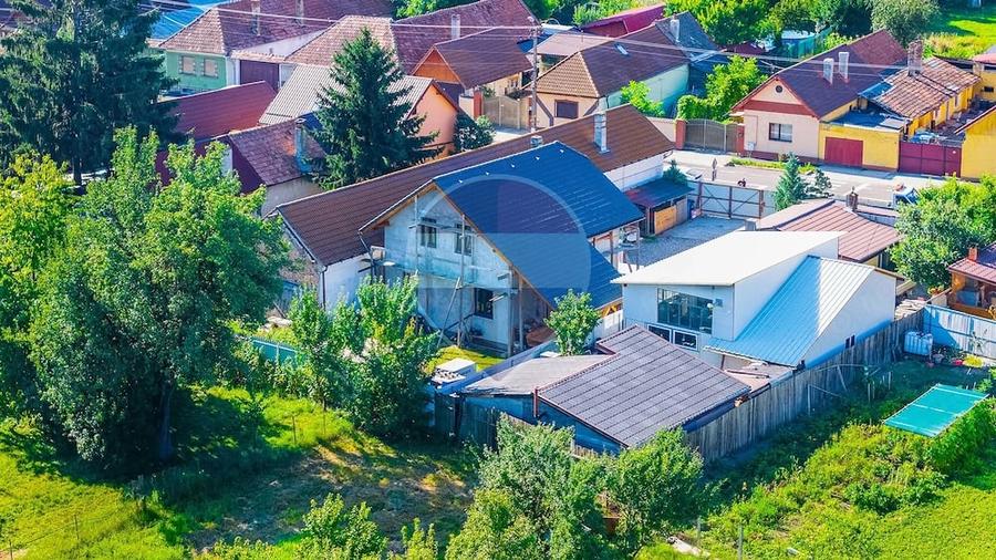 Casă cu Teren 476 Mp în Prejmer