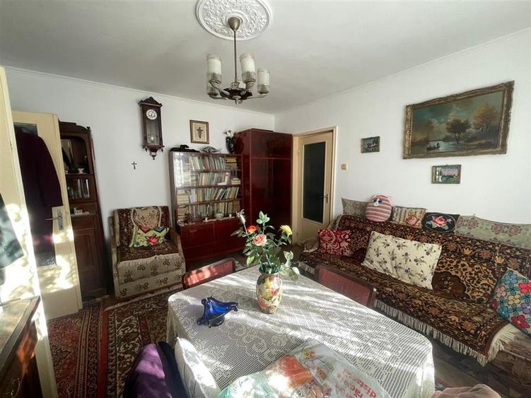 Apartament 3 camere Etaj 2 ALUMINEI - 6