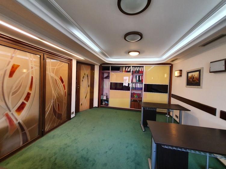 Apartament cu 3 camere de vanzare in Campina - Zona ultracentrala - 7