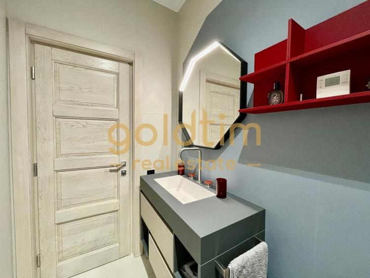 UNICA/ABSOLUT SUPERBA/ VILA INDIVIDUALA/IANCU NICOLAE/CURTE GENEROASA - 76