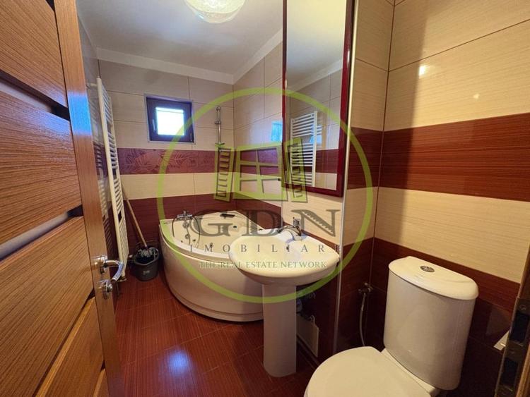 Apartament cu 3 camere decomandat, mobilat în Brazda lui Novac