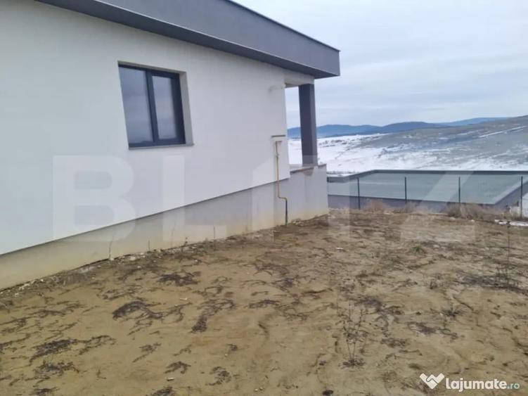 Casa noua cu priveli?te, 4 camere, zona lini?tita - 2