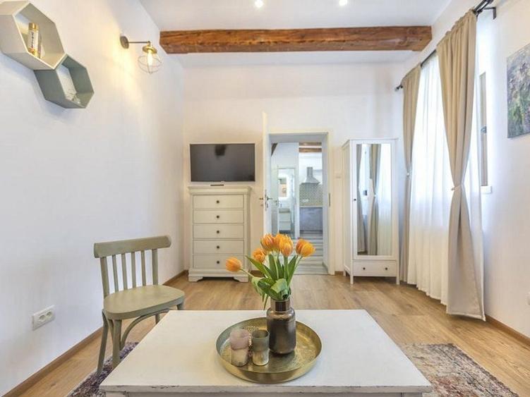 Proprietate unica de inchiriat | Ultra-central, la 2 minute de Piata Sfatului - 5