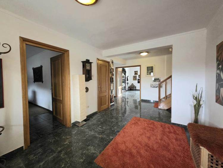 Vila deosebita de vanzare in Otopeni langa ''Ana Aslan'' - arhitectura germana - 17